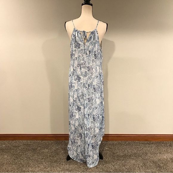 Old Navy Blue and White Maxi Dress - Picture 6 of 11